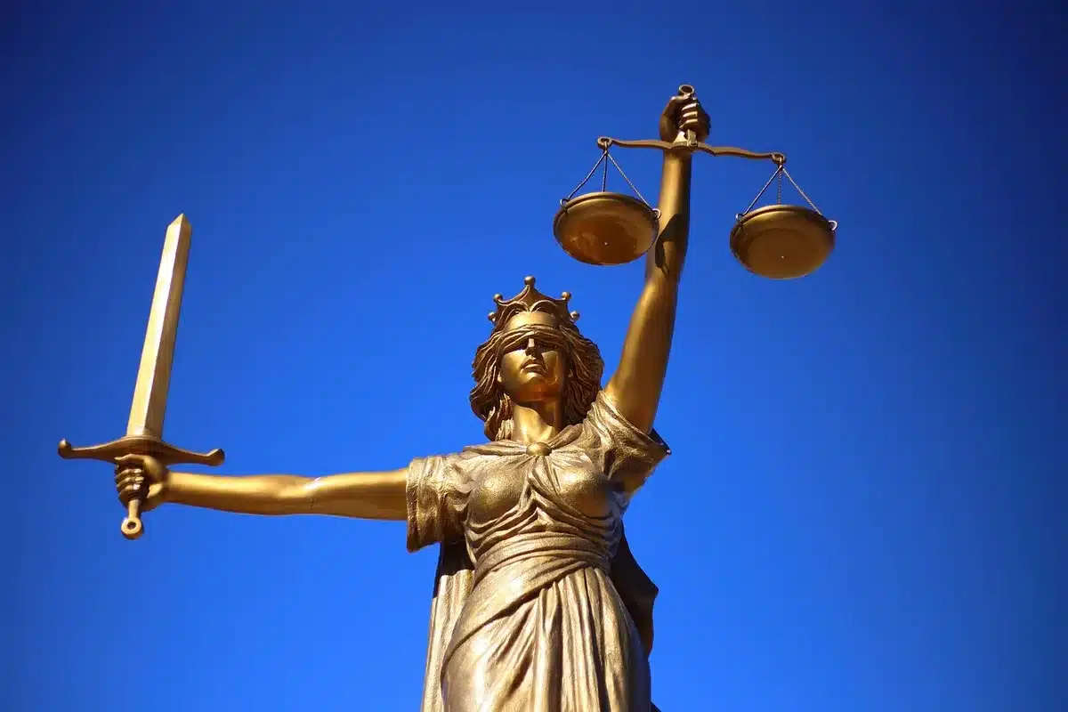 Documents juridiques relatifs aux procédures de discrimination et harcèlement